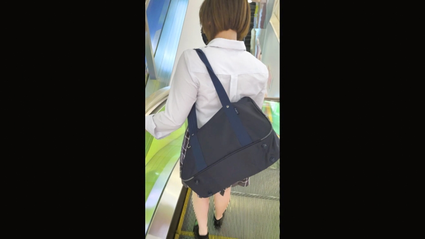 【爆乳Hカップ】【オタク女子】【声優志望】草食男子の夢が詰まった美少女のハメ撮りセックス！！  パッケージ