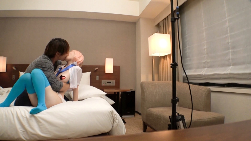 美少女コスプレイヤーたちを個撮と騙してハメ撮り大流出！！  パッケージ