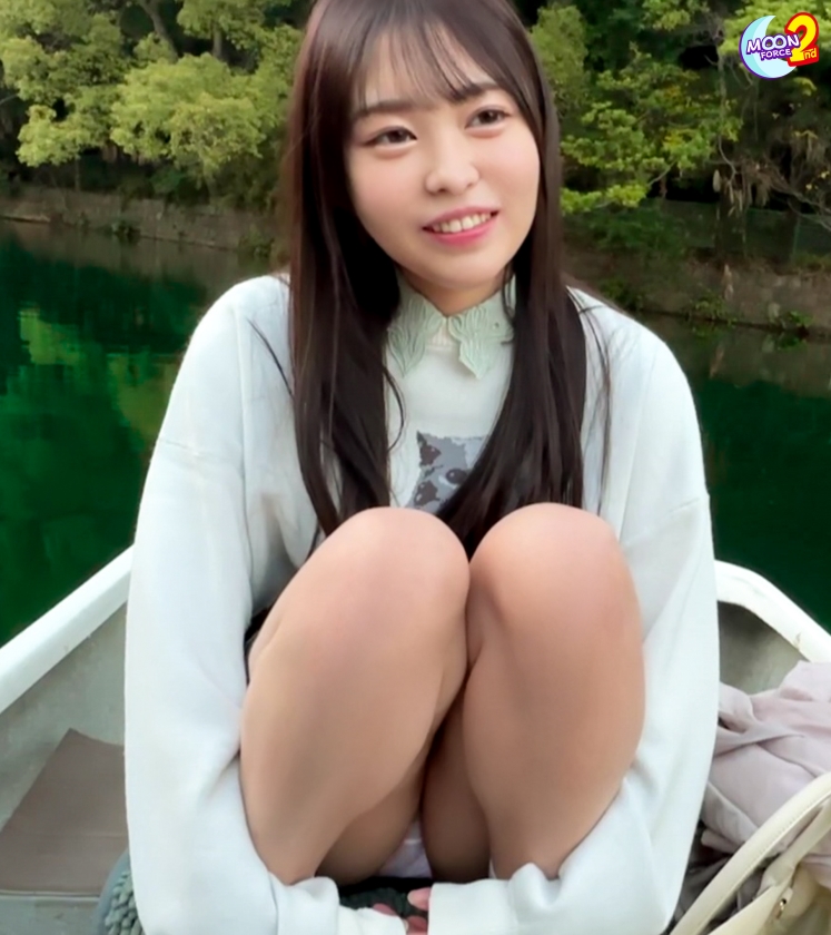 【浮気ち●ぽで人生初中出し！一見大人しい見た目の浮気常習JD】ゆるふわキャラで性に興味がないかと思いきや、ドM&ハードプレイ好きでナンパ男と浮セクまでしちゃうことが発覚！呑んだらどうでもよくなり、押されたら断れない屈指のプッシーと生ハメSEXで中出し&顔射の2連続SEX【あまちゅあハメREC＃ひにゃこ＃女子大生】  パッケージ