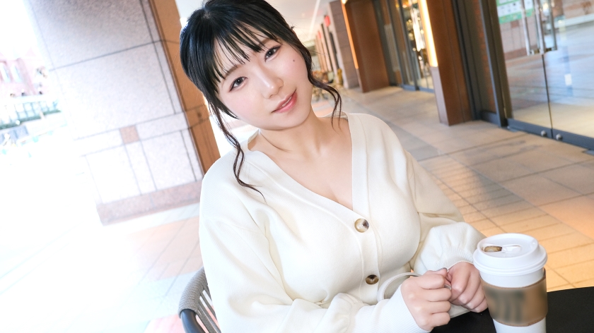 【天然Hカップ×むっつりすけべ】おっぱい好きよ！これを見ないで何を見る！たわわ～んと揺れる、おっぱい！これだけで最高のおかず間違いなし！そして、なんとむっつりすけべで、後半は自らカラダを動かしていきます！騎乗位の時のぶるんぶるん具合は、もう～控えめにいっても絶対抜けます！巨乳ちゃんは、やっぱり最高！！！ 【初撮り】ネットでAV応募→AV体験撮影 2169  パッケージ