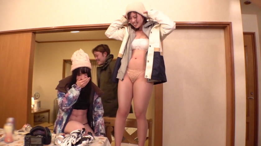 ゲレンデナンパで素人女子と大乱交！  パッケージ