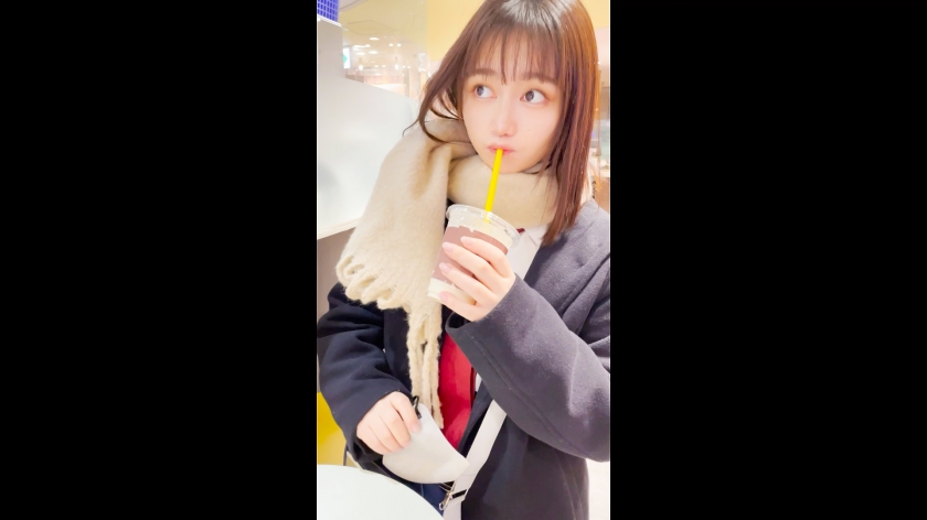 【隠れ巨乳Fカップ】ニコニコ笑顔→イキ顔のギャップが○！！エロいこと大好き王道美少女が中出しSEXする一部始終  パッケージ