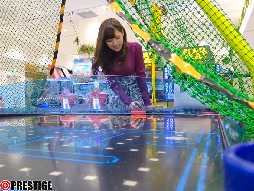 エスカレートするドしろーと娘 305  パッケージ