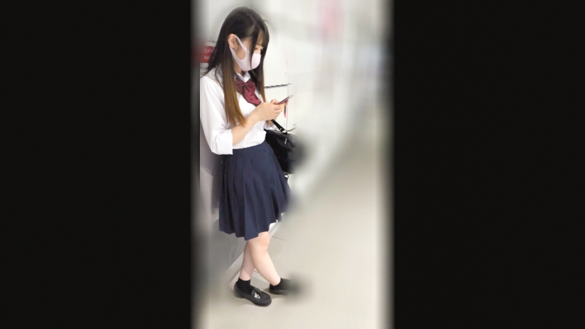 塩対応の生意気娘に中出し！！スマホ片手におじさんチ○ポでイカサれまくるパパ活記録  パッケージ