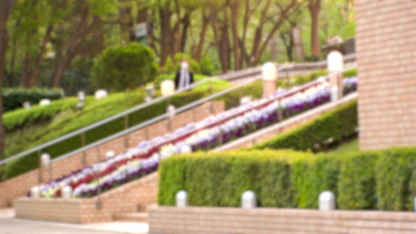 【ドレスで乱れる保健の先生】最高にエロい！！ド清楚なオンナが悶えイキ！！結婚式帰り&ご無沙汰ボディは2年ぶりのチ●ポを拒めない…絶頂ナマ中出し2連発！！  パッケージ