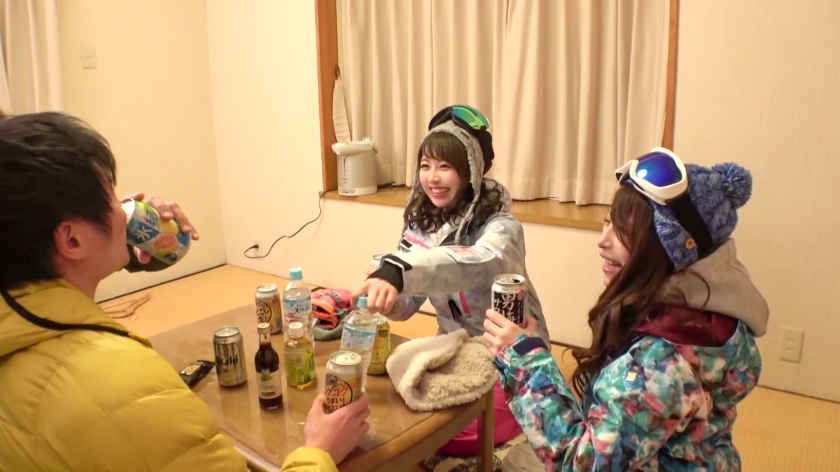 白銀世界でウインタースポーツを楽しむGカップ爆乳の地元美女をナンパ！セックスに持ち込み種付けww  パッケージ